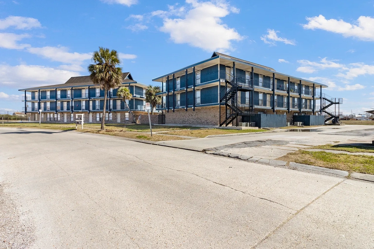 Property thumbnail image