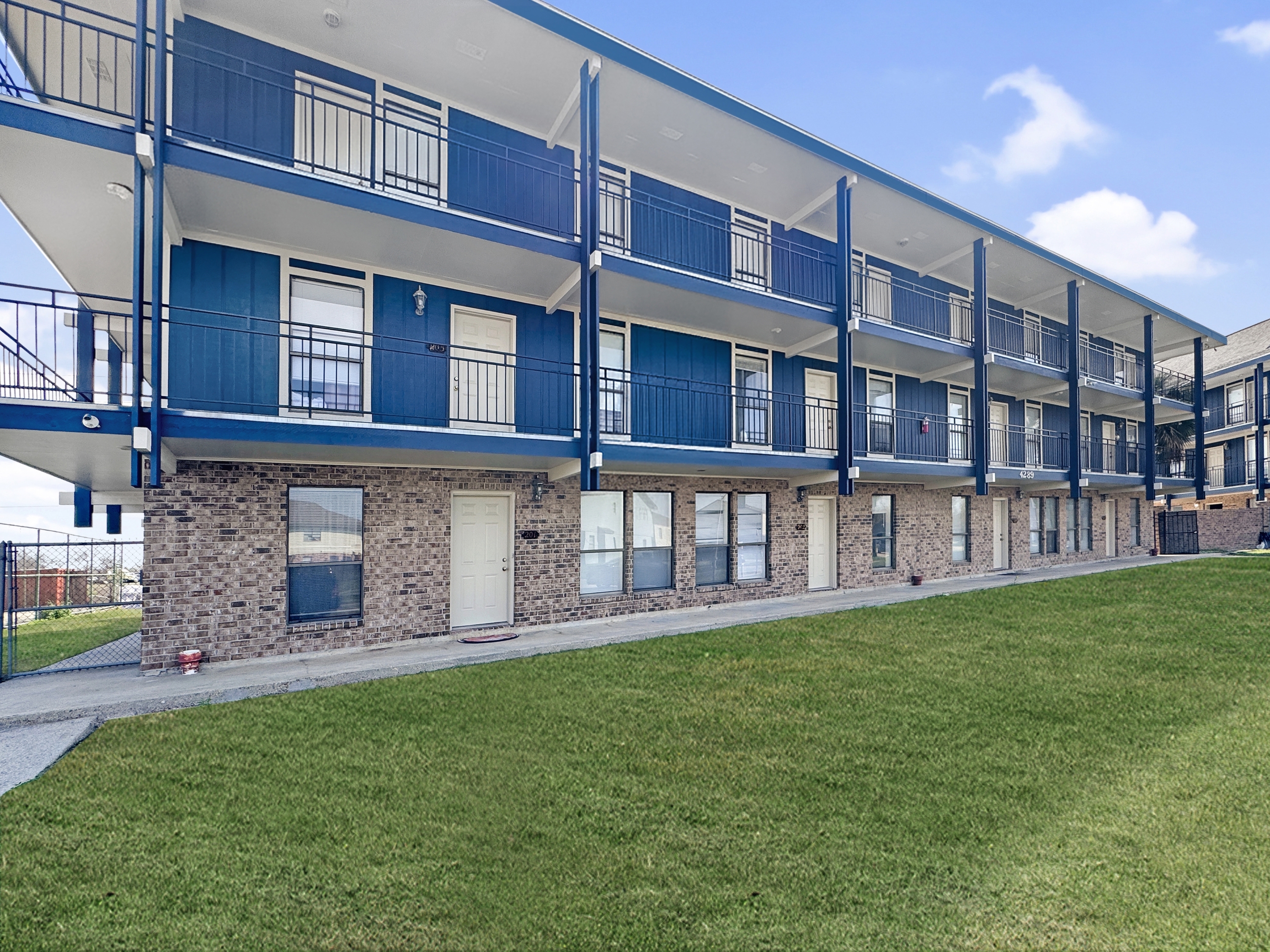 Property thumbnail image